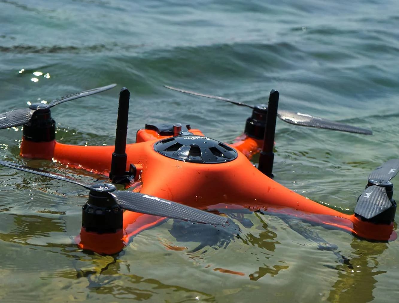 Drone resistente al agua