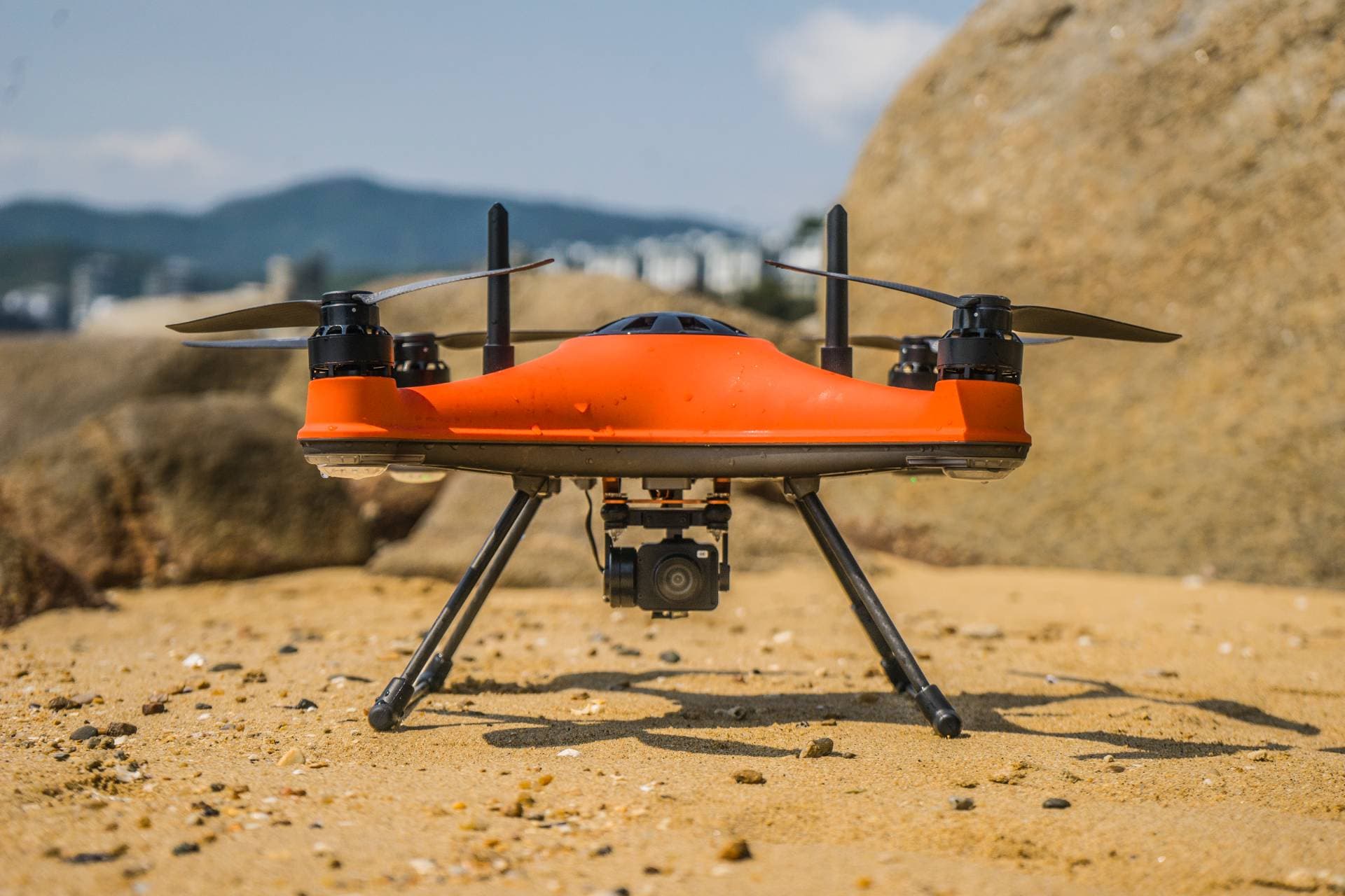 Drone SwellPro en playa